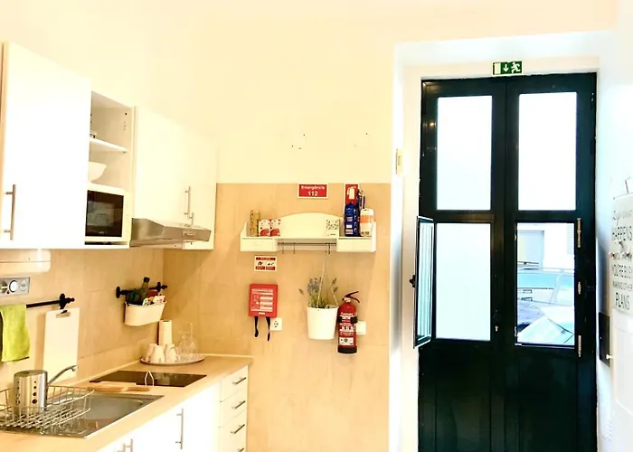 公寓 Alcantara 15 *